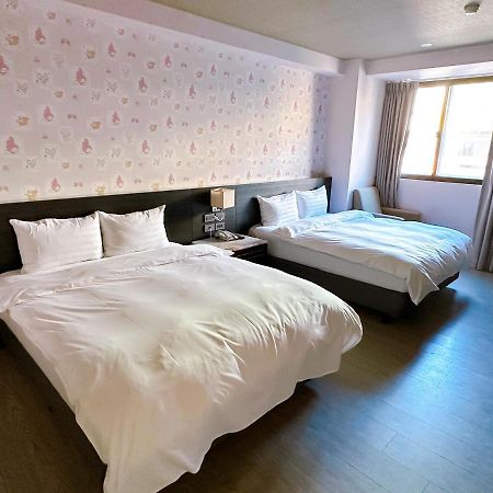 טאיצ'ונג Dlinn Hotel מראה חיצוני תמונה