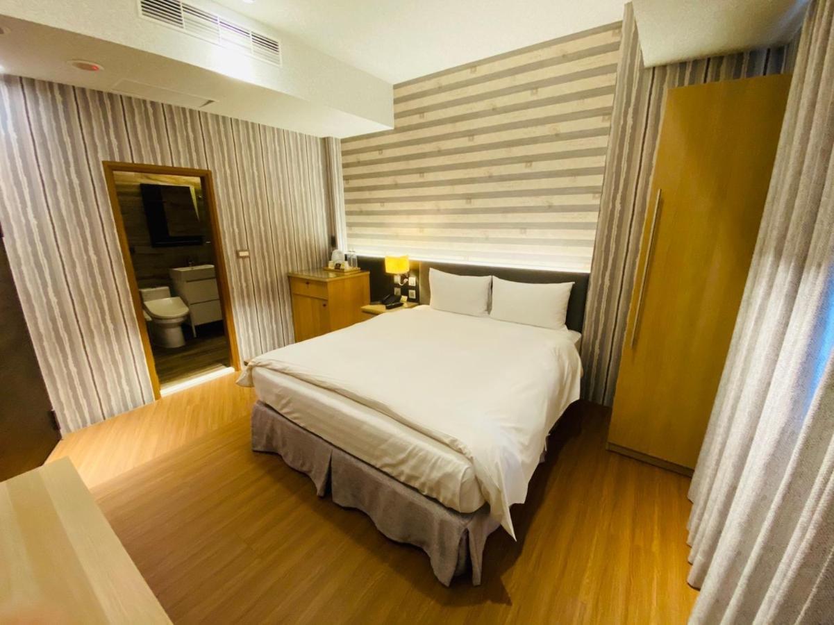 טאיצ'ונג Dlinn Hotel מראה חיצוני תמונה