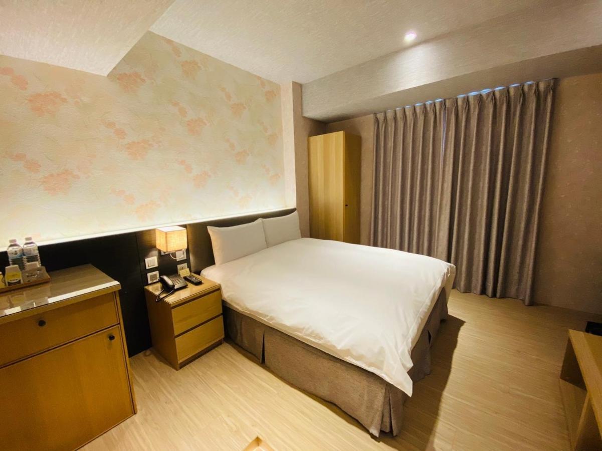 טאיצ'ונג Dlinn Hotel מראה חיצוני תמונה