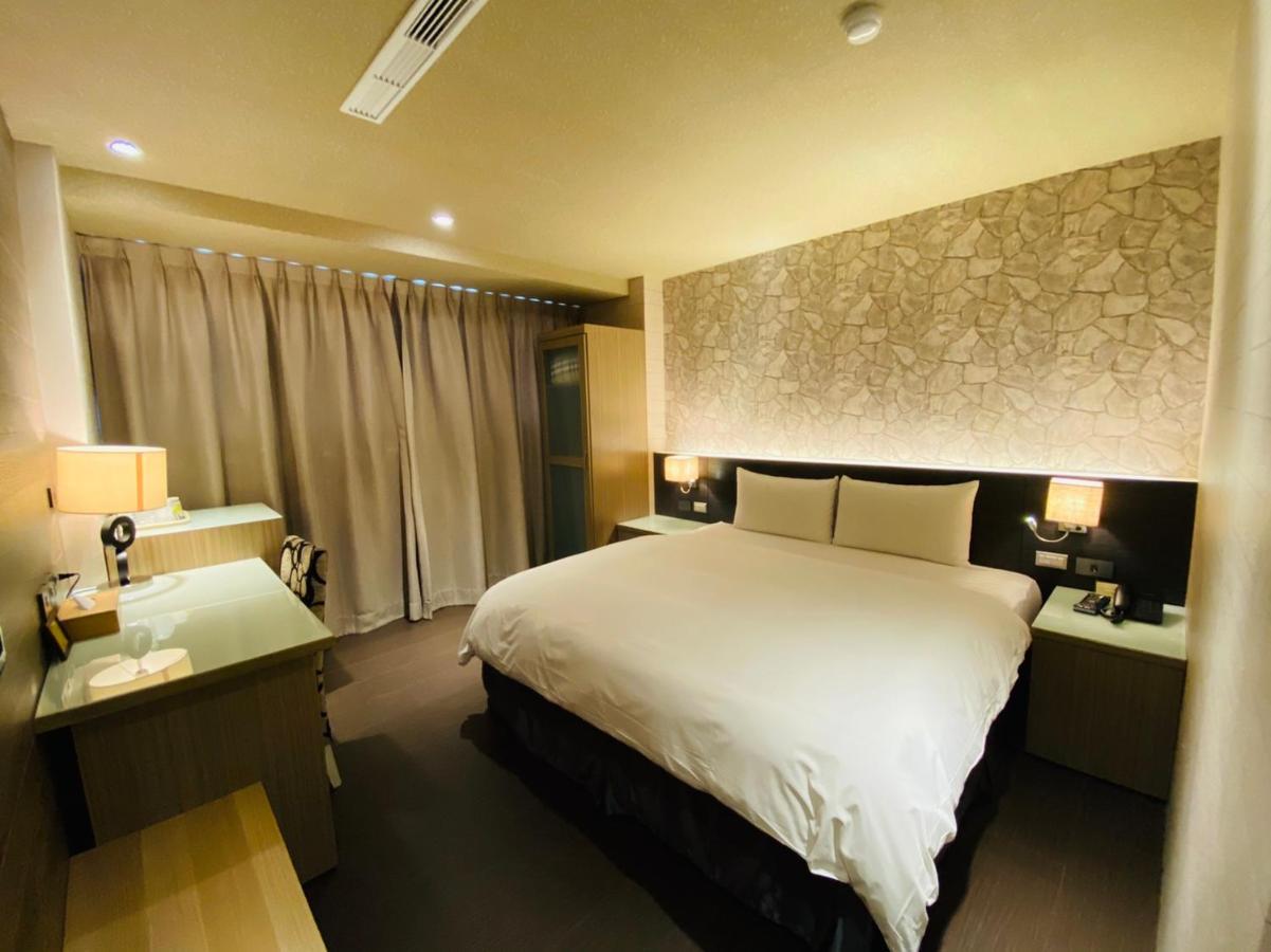טאיצ'ונג Dlinn Hotel מראה חיצוני תמונה