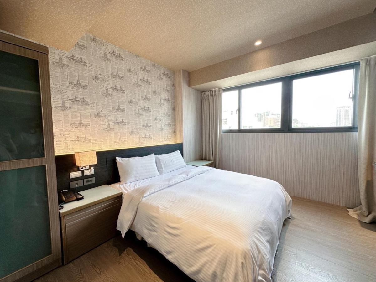 טאיצ'ונג Dlinn Hotel מראה חיצוני תמונה