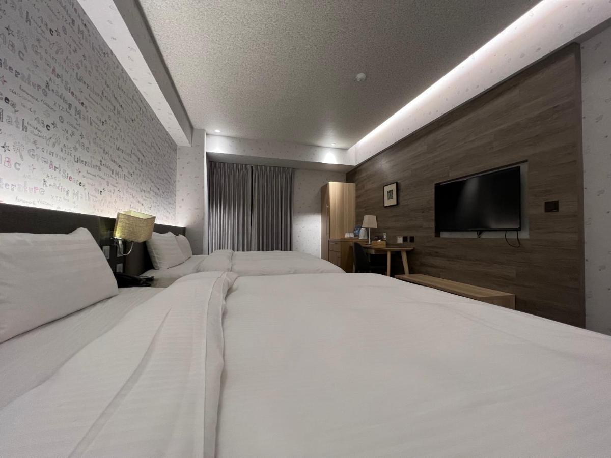 טאיצ'ונג Dlinn Hotel מראה חיצוני תמונה