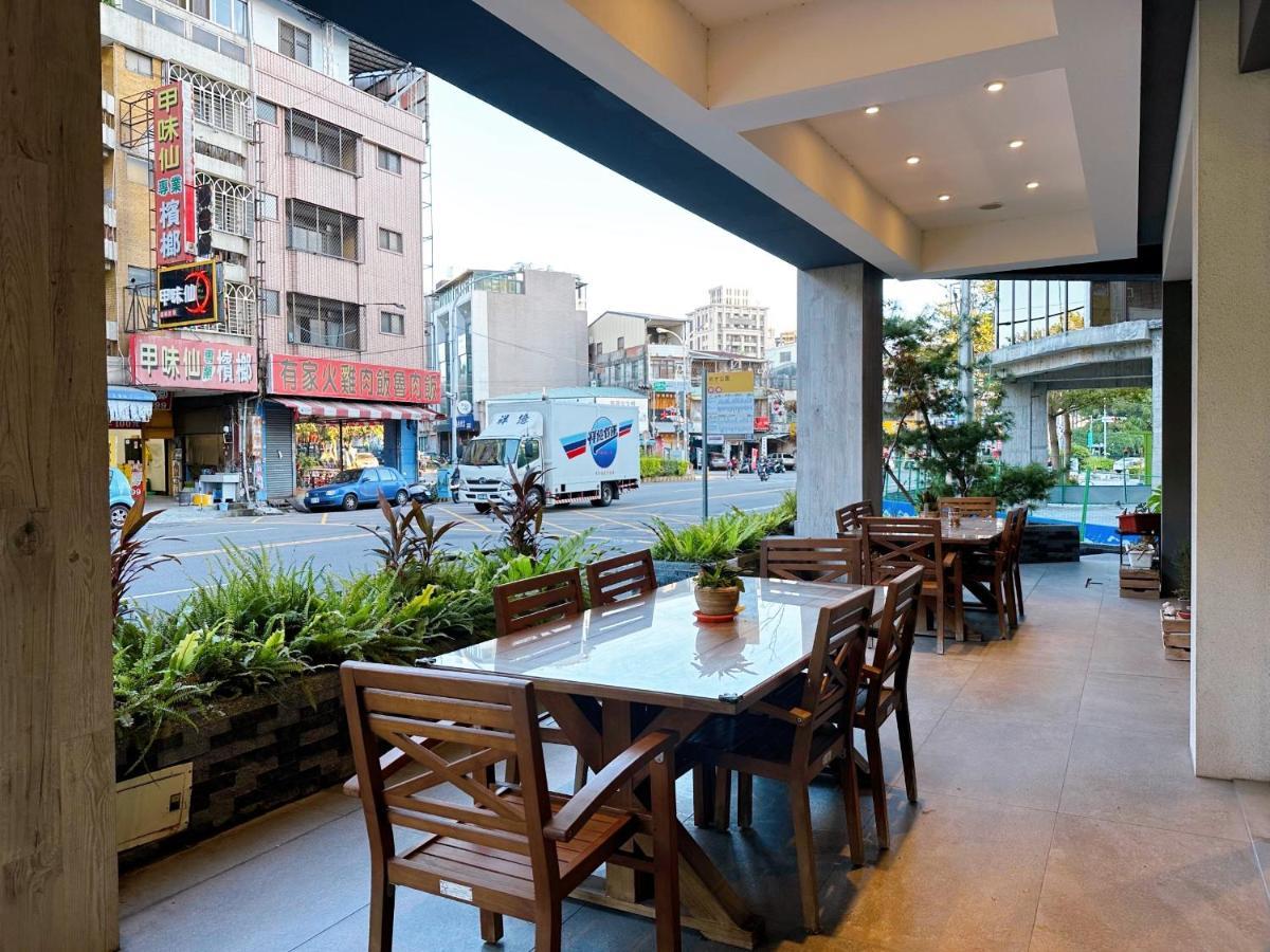 טאיצ'ונג Dlinn Hotel מראה חיצוני תמונה
