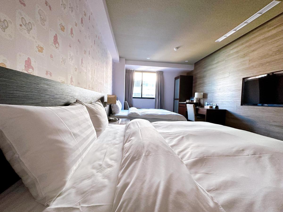 טאיצ'ונג Dlinn Hotel מראה חיצוני תמונה