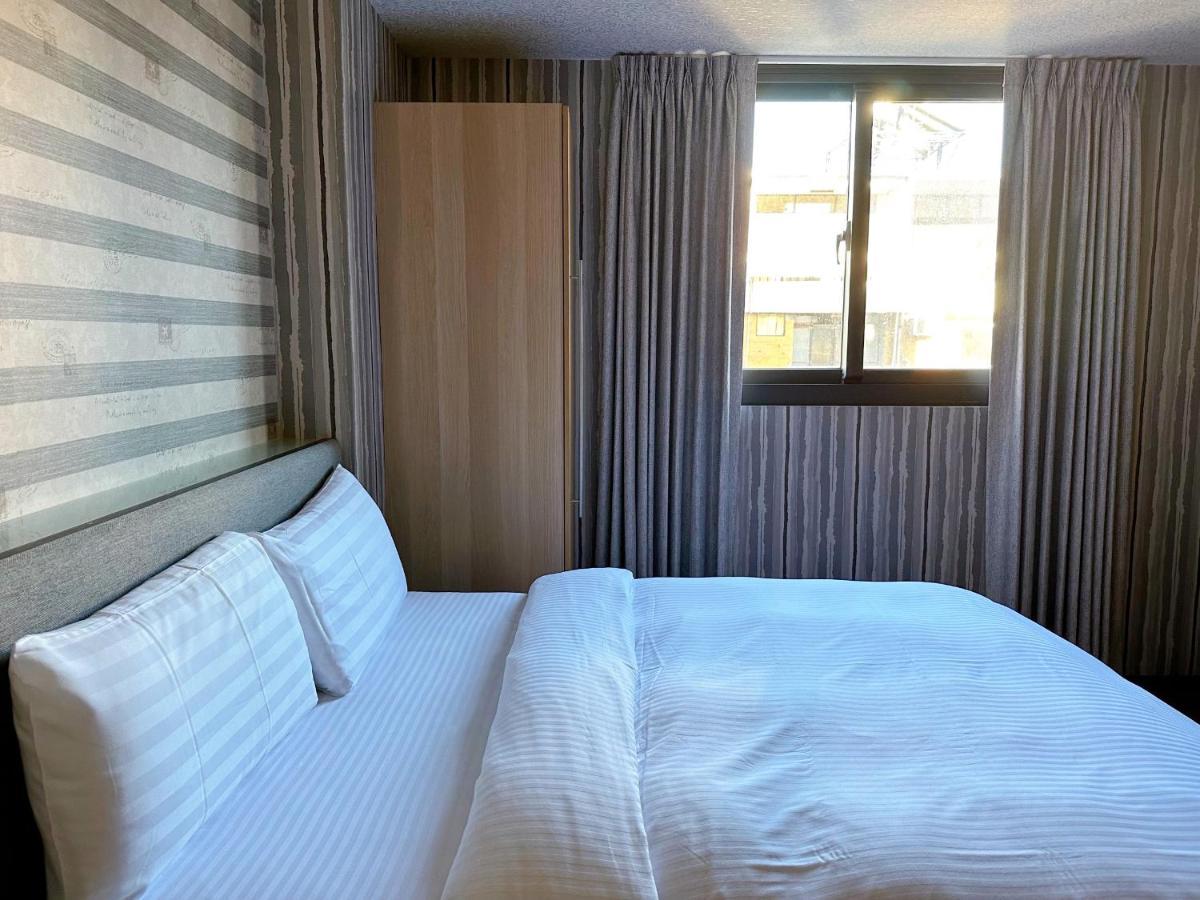 טאיצ'ונג Dlinn Hotel מראה חיצוני תמונה